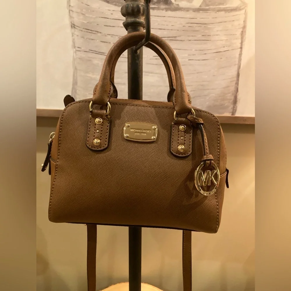 Michael Kors Saffiano Leather Large Satchel Crossbody Bag Logo Charm Caramel 398